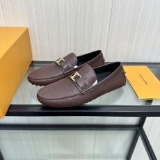 Louis Vuitton Low Shoes